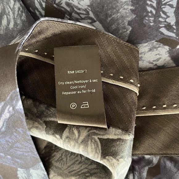 Elizabeth and James silk pants - Picture 9 of 9